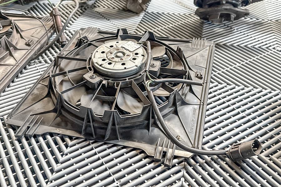 Fahrzeugventilator Bosch GPB 12 V